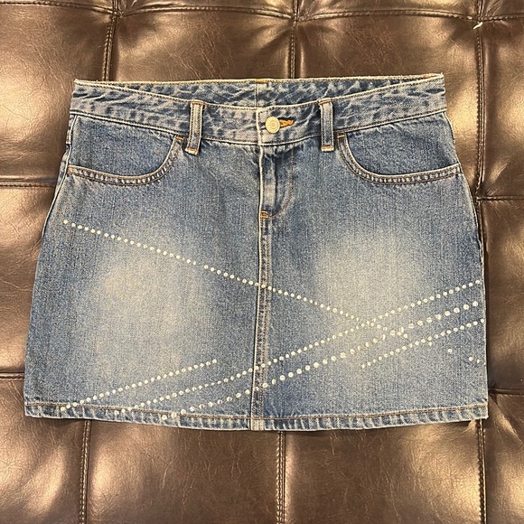 Dresses & Skirts - vintage jean mini skirt